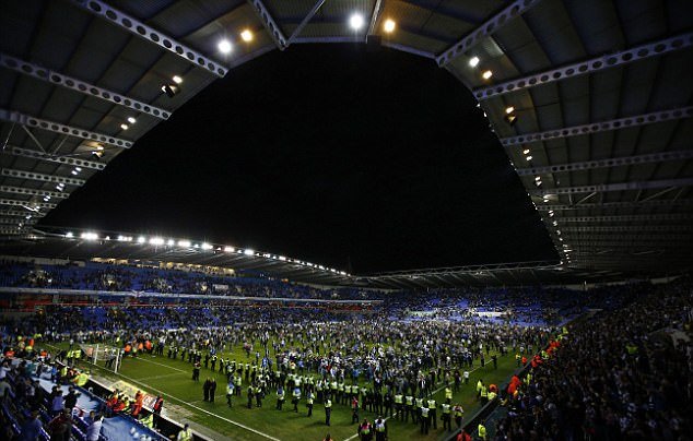 Một không khí tưng bừng.