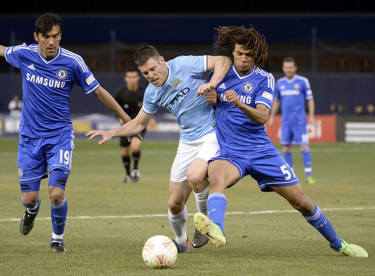 2013 – Nathan Ake đang thi đấu cho Bournemouth
