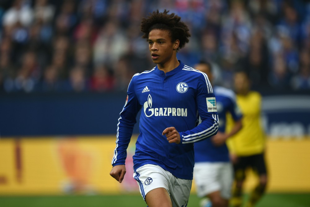 Tiền vệ trái: Leroy Sane (Man City): Sane là sản phẩm ưu tú của lò đào tạo trẻ Schalke. Tại Man City, anh là con bài quan trọng trong chiến thuật của Pep Guardiola.