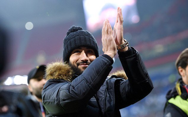 Fekir được NHM Lyon ủng hộ hết mình.