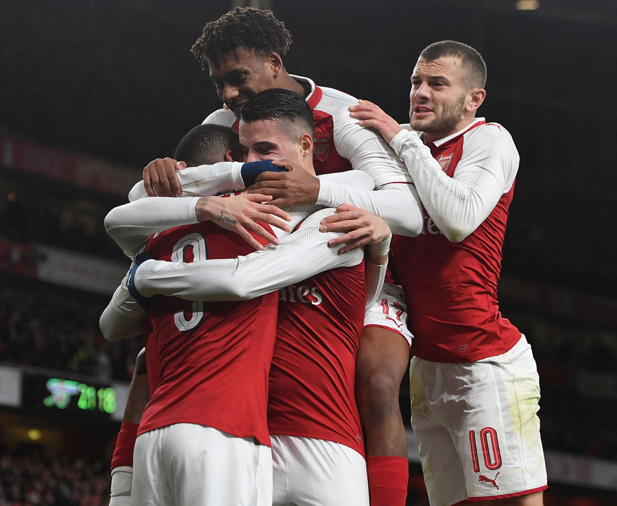 1. Arsenal - 13 lần