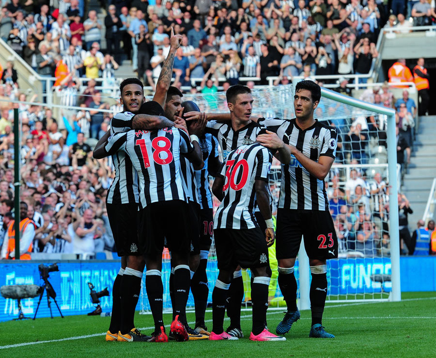 7=. Newcastle - 6 lần