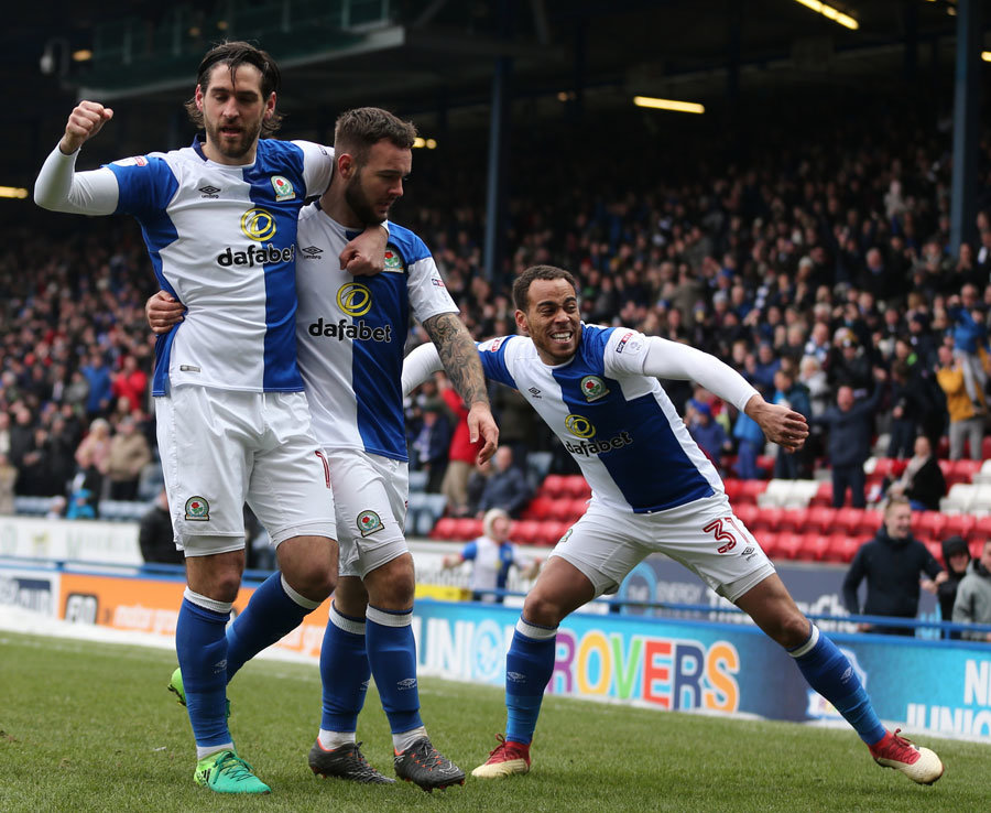 7=. Blackburn - 6 lần