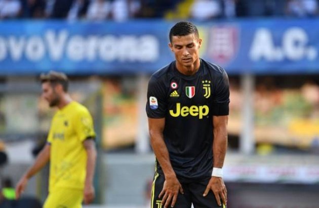 Ảnh bài viết HLV Allegri nhận xét khó tin về màn ra mắt của Ronaldo