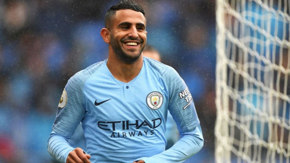 11. Tiền vệ phải: Riyad Mahrez (Man City).