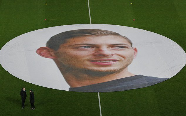 Việc tìm kiếm Sala đang trở nên vô vọng.