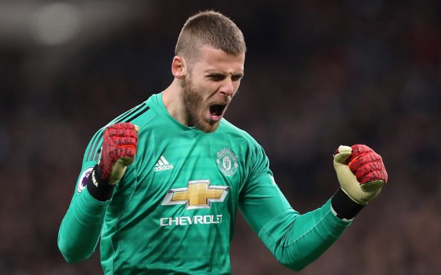 Ảnh bài viết Fan Man Utd: "Mua cậu ấy thay ngay De Gea"