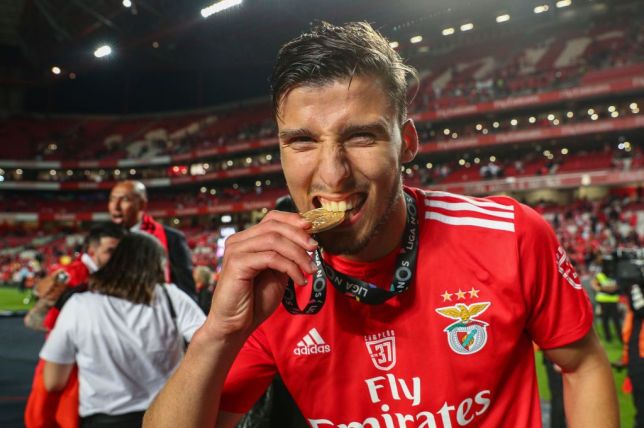 Ruben Dias đầy tiềm năng.