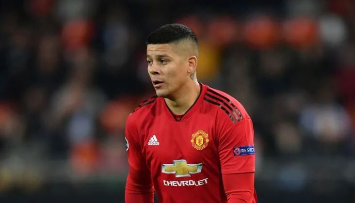 Hậu vệ trái: Marcos Rojo.