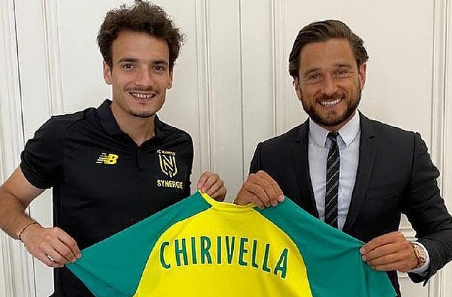 Chirivella đã trở thành người của Nantes.