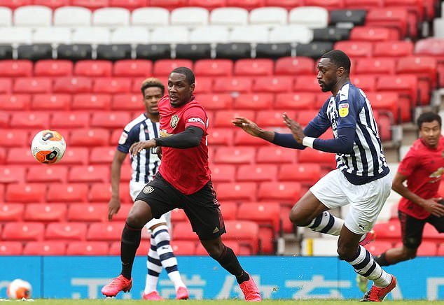 Tuy nhiên, Man Utd đã giành chiến thắng 3-1 ở trận sau đó nhờ cú đúp từ Andreas Pereira và bàn thắng của Tahith Chong.