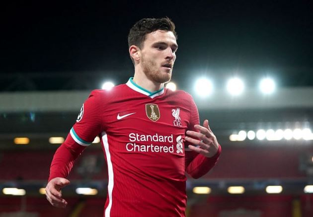 1. Andrew Robertson (Liverpool): Trong ba năm ở Anfield, anh đã biến mình từ một cầu thủ ở dạng triển vọng của Premier League trở thành hậu vệ trái xuất sắc nhất thế giới, với khả năng công thủ toàn diện.