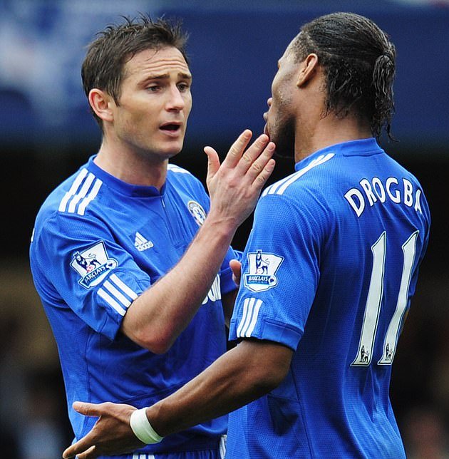 Frank Lampard và Didier Drogba: Lampard đã không nhường quyền sút 11m cho Drogba vào năm 2010. Anh thực hiện thành công, và Drogba cũng đã có hat-trick vào lưới Wigan để giành danh hiệu Vua phá lưới, còn Chelsea thì vô địch Premier League mùa này.