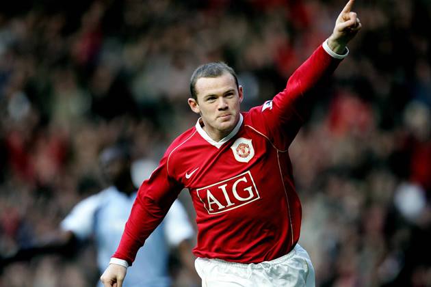 3. Wayne Rooney (103): Rooney là một tiền đạo toàn diện. Anh có thể làm được nhiều thứ, khi có bóng lẫn không bóng.