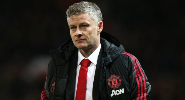 Solskjaer muốn mua thêm trung vệ.