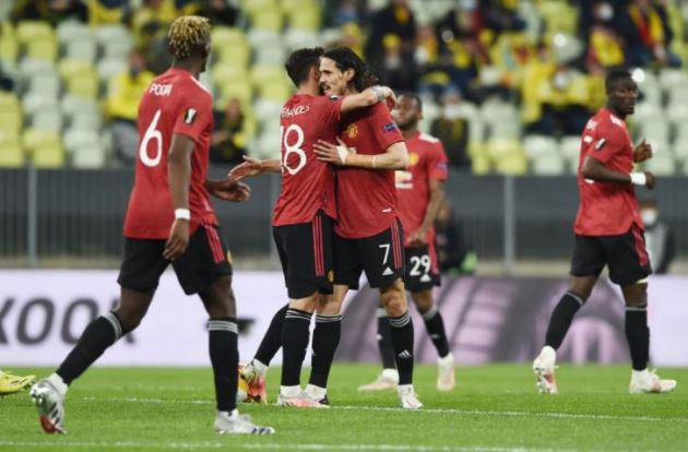 Dù để Man Utd có bàn gỡ và tạo thế trận lấn lướt, Villarreal vẫn thi đấu đầy bản lĩnh, để giữ nguyên tỷ số 1-1 trong 90 phút tranh tài gây cấn, đưa trận đấu về hiệp phụ và 11 loạt sút luân lưu cân não.