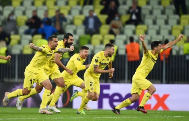 Niềm vui sướng sau chiến thắng kịch tính của các cầu thủ Villarreal.
