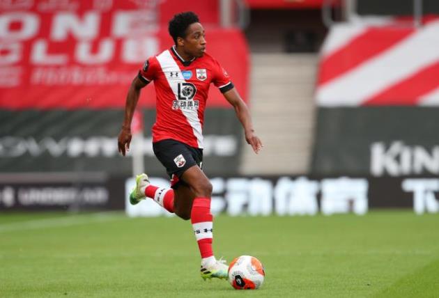 9. Kyle Walker-Peters (Southampton): Walker-Peters là một món hời mà Southampton có được từ Tottenham. Anh có số lần rê bóng trung bình mỗi trận là 2.5.