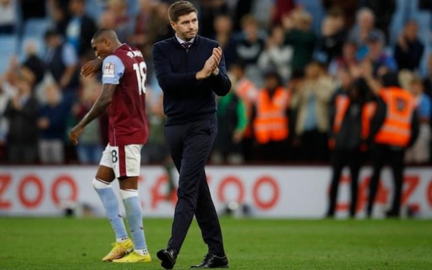 Man City đã nỗ lực tấn công cho đến những giây cuối cùng, nhưng các học trò của Steven Gerrard đã kiên cường chống đỡ, để giữ 1 điểm ở lại Villa Park.
