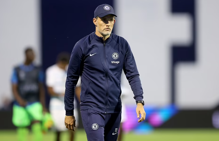 Phải thừa nhận các học trò của HLV Thomas Tuchel đã có trận đấu yếu kém. Họ không thể làm chủ tuyến giữa, và bế tắc trong tấn công. Vị chiến lược gia người Đức bị đặt câu hỏi ở cách lựa chọn nhân sự, sắp xếp chiến thuật cũng như cách tiếp cận trận đấu.