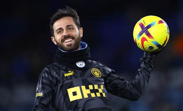 Silva có thể rời Man City.