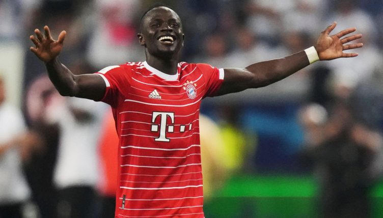 Mane là huyền thoại của Liverpool.