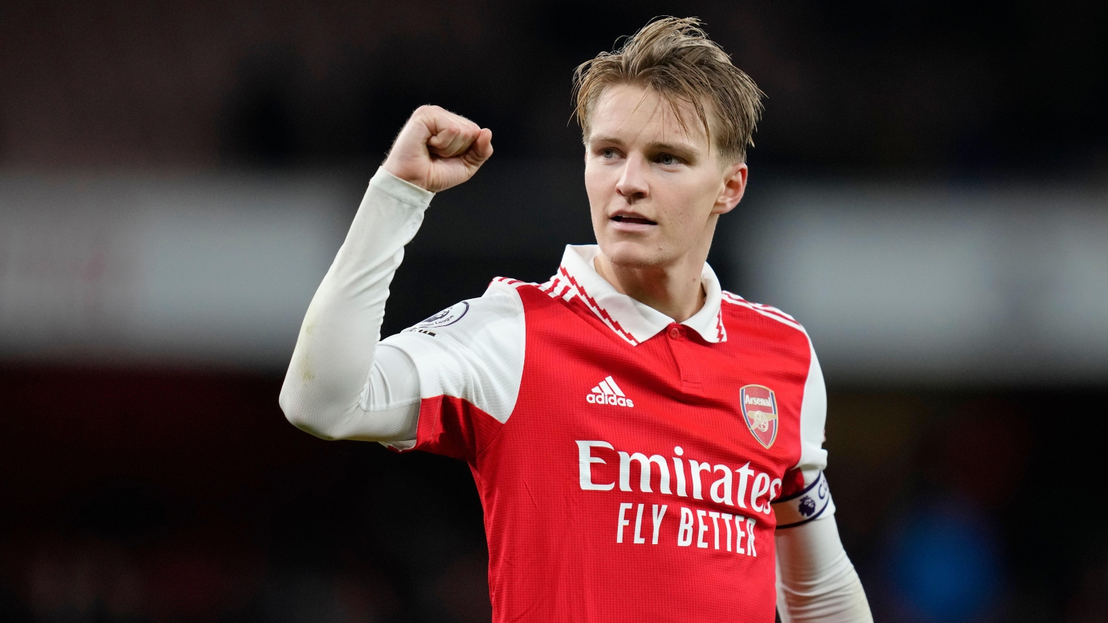 Odegaard chơi quá hay trong mùa này.