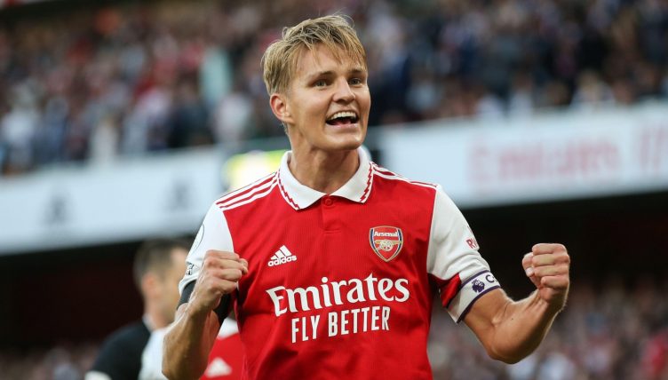 Odegaard là thủ quân của một tập thể Arsenal đáng ngưỡng mộ.