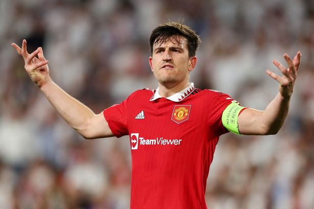 Maguire mất chỗ đứng ở M.U.