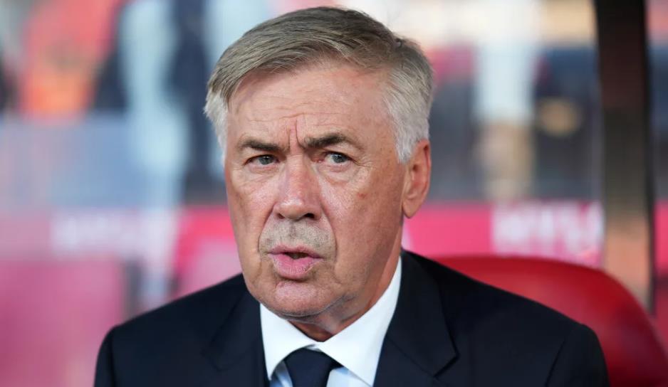 Ancelotti không lo lắng khi Real gặp khủng hoảng ở hàng thủ.