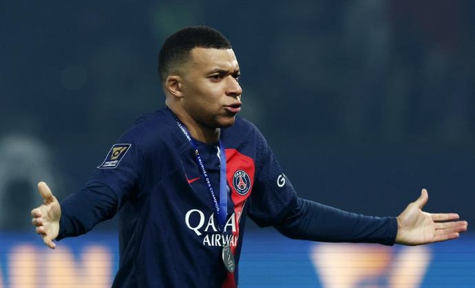 Ảnh bài viết Ronaldo không ngạc nhiên khi Mbappe gia nhập Real Madrid