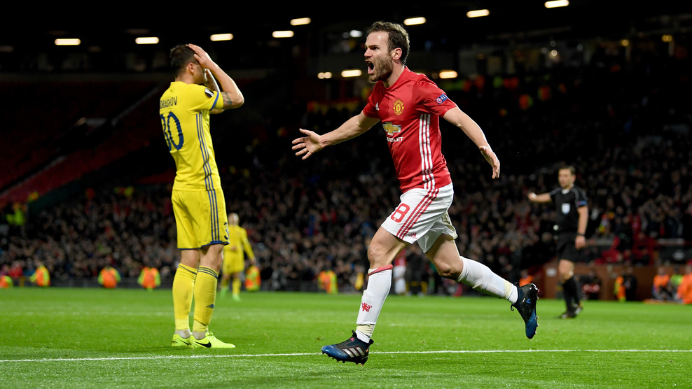 Đây đã là bàn thắng thứ 10 của Mata cho Man United mùa này.