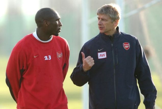 Sol Campbell thời còn là học trò của Wenger.