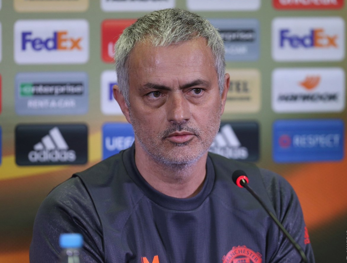 Mourinho tự tin trong cuộc họp báo trước trận đấu.