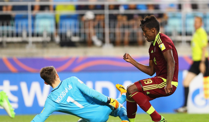 Cordova bỏ lỡ cơ hội mà Soteldo trao cho.