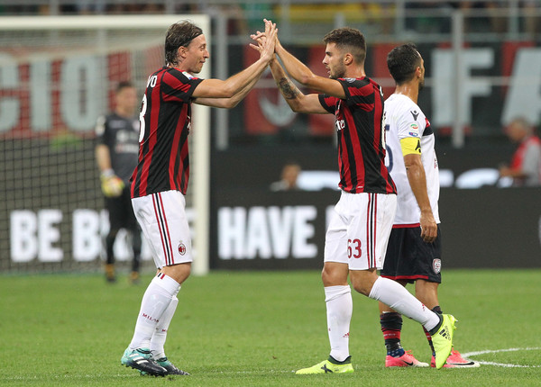 Chia vui cùng Montolivo.