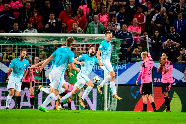 'Cầm vàng để vàng rơi', Scotland tức tưởi rời cuộc chơi - Bóng Đá