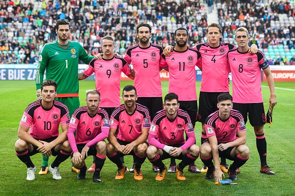 'Cầm vàng để vàng rơi', Scotland tức tưởi rời cuộc chơi - Bóng Đá