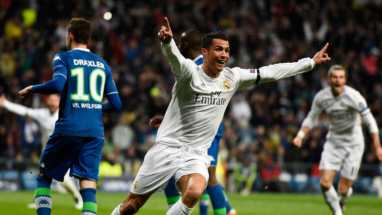 Man United, Barcelona và những tấm gương gần nhất PSG có thể noi theo - Bóng Đá