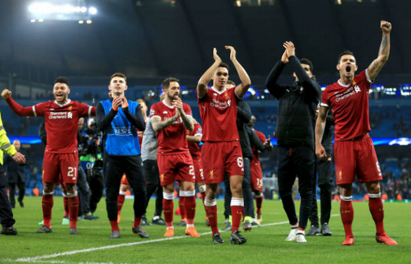 Liverpool xứng đáng là đội đi tiếp.