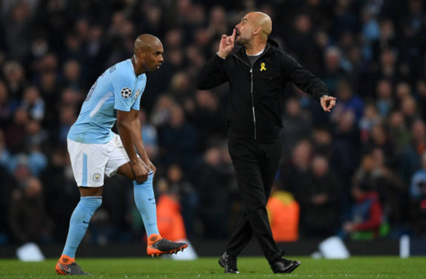 Ông phàn nàn về tình huống trọng tài từ chối bàn thắng của Leroy Sane và một tình huống phạm lỗi thô bạo của cầu thủ Liverpool.