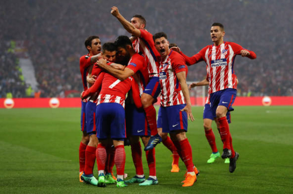 Niềm vui của các cầu thủ Atletico.
