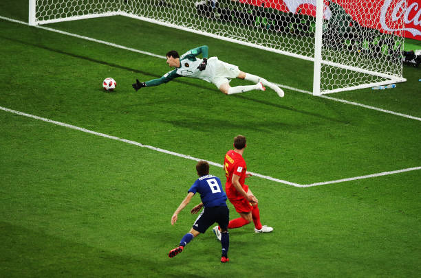 Cú sút hiểm hóc của Haraguchi.