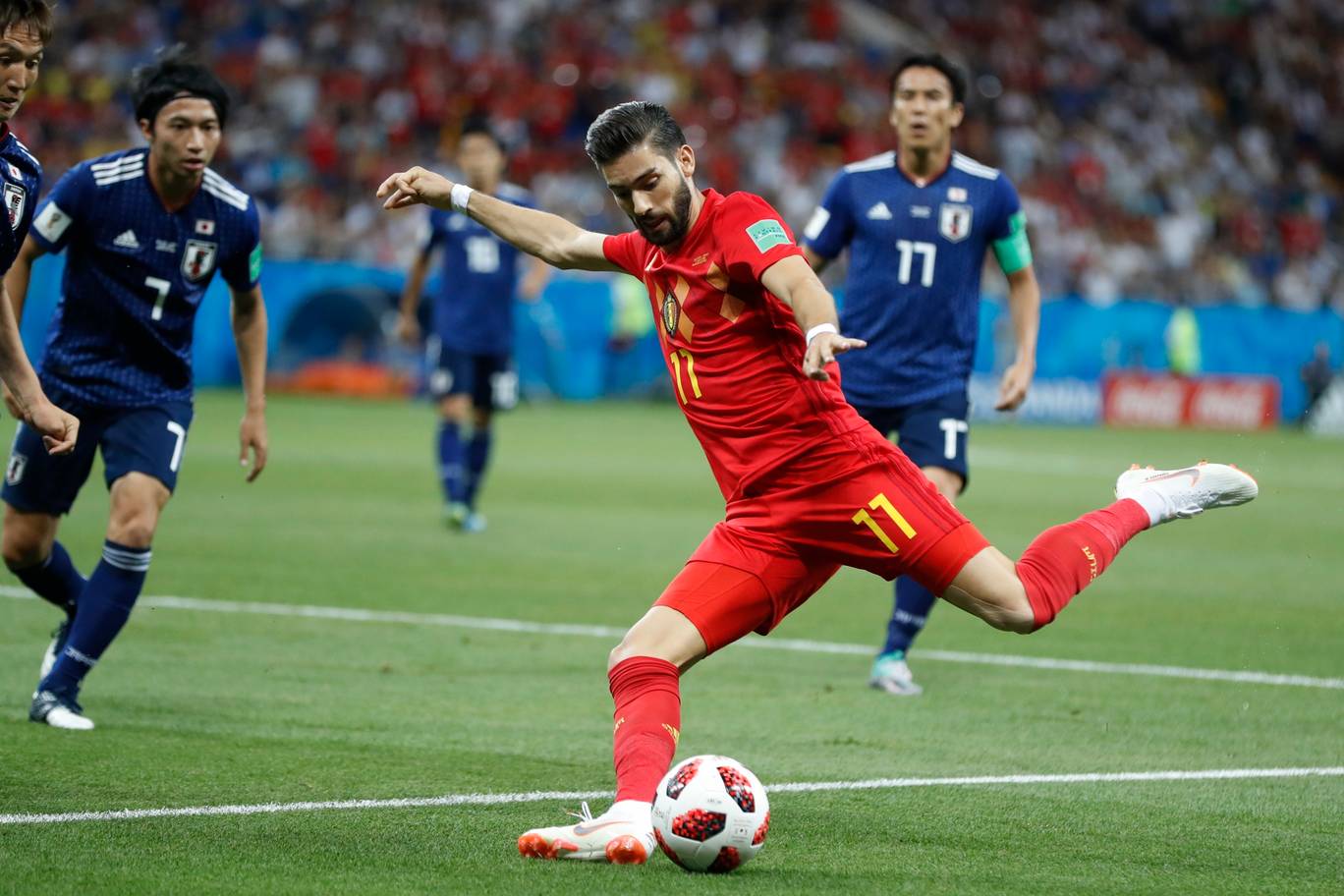 Yannick Carrasco - 6 điểm: Tấn công tốt nhưng bỏ mặc phòng ngự cho Vertonghen.