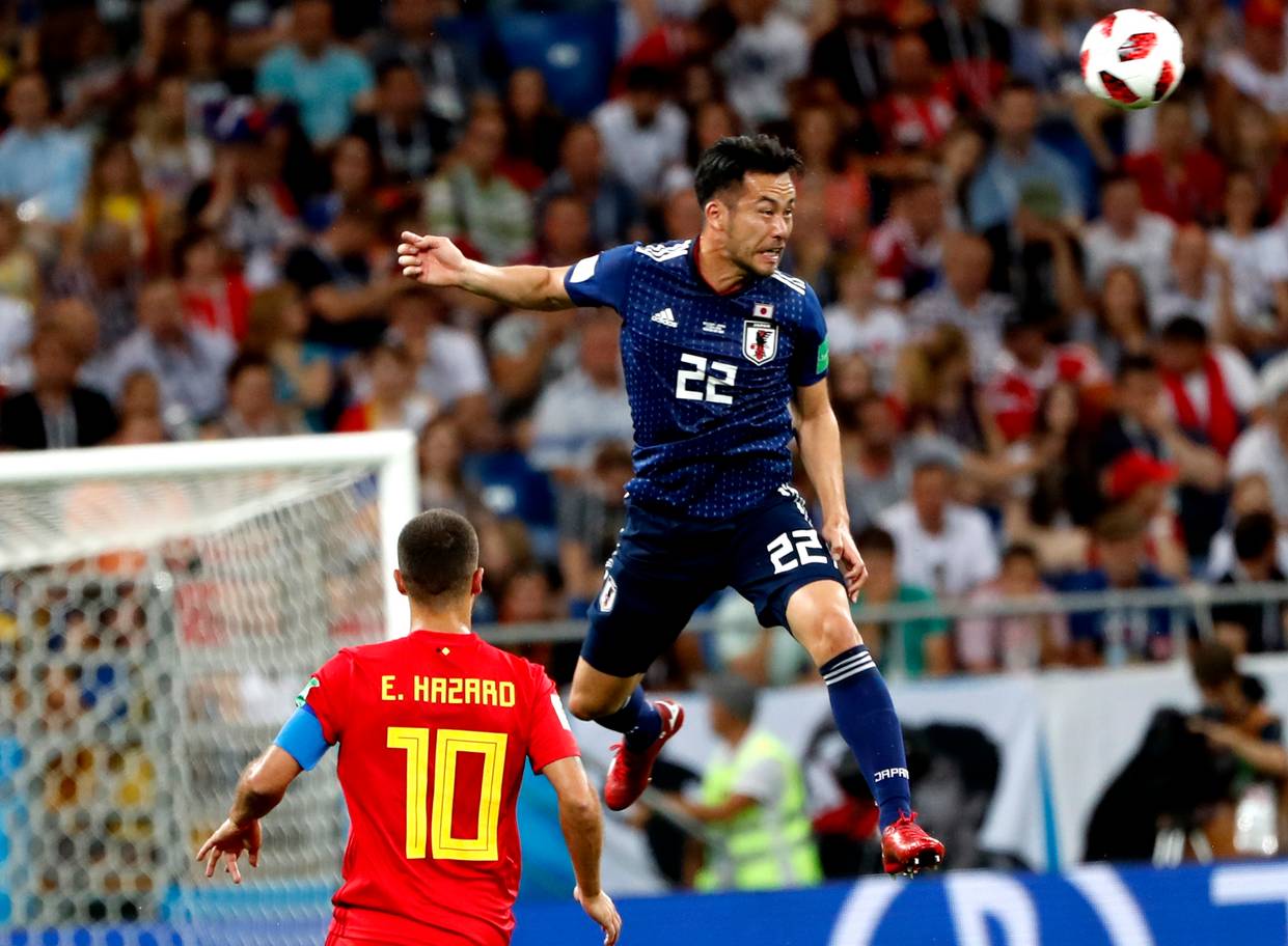 Maya Yoshida - 7 điểm: Thi đấu kinh nghiệm, kiểm soát tốt Romelu Lukaku.