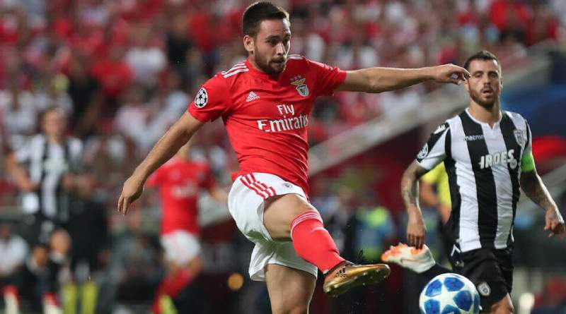 Benfica - Á quân Liga Portuguese, vượt qua play-off: Rạng sạng nay, Benfica đã xuất sắc có màn lội ngược dòng đánh bại PAOK 4-1 qua đó giành chiến thắng chung cuộc 5-2. Việc Benfica đi tiếp đã đẩy Liverpool xuống nhóm hạy giống số 3. Họ là đại diện thứ hai của bóng đá BĐN tại Champions League mùa này.