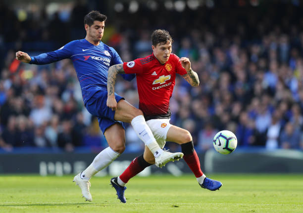 Victor Lindelof - 6 điểm: Tự tin tranh chấp, không chiến tốt, Lindelof có trận đấu đáng khen.