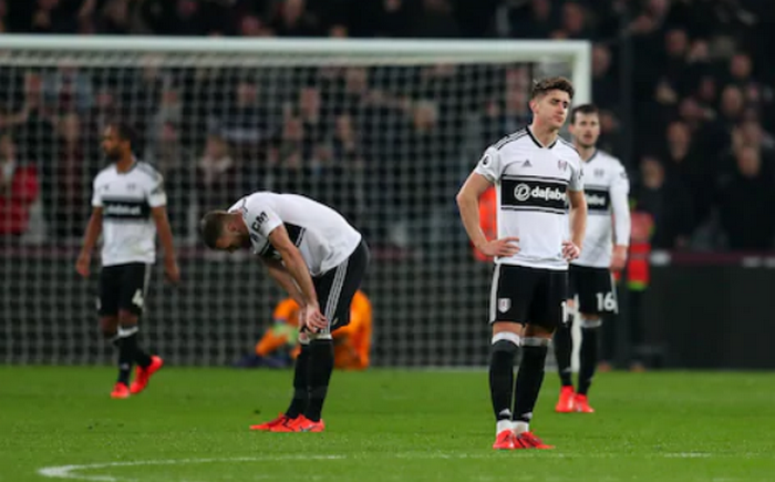 Chỉ vài ngày sau, đến lượt Fulham nối gót Huddersfield xuống chơi ở giải Hạng nhất.