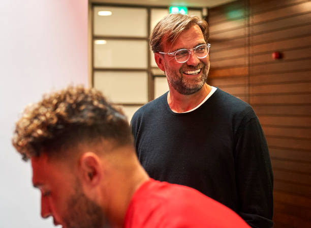 Kế tiếp là Alex Oxlade-Chamberlain.