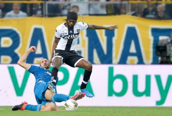 Gervinho không thể hiện được nhiều.